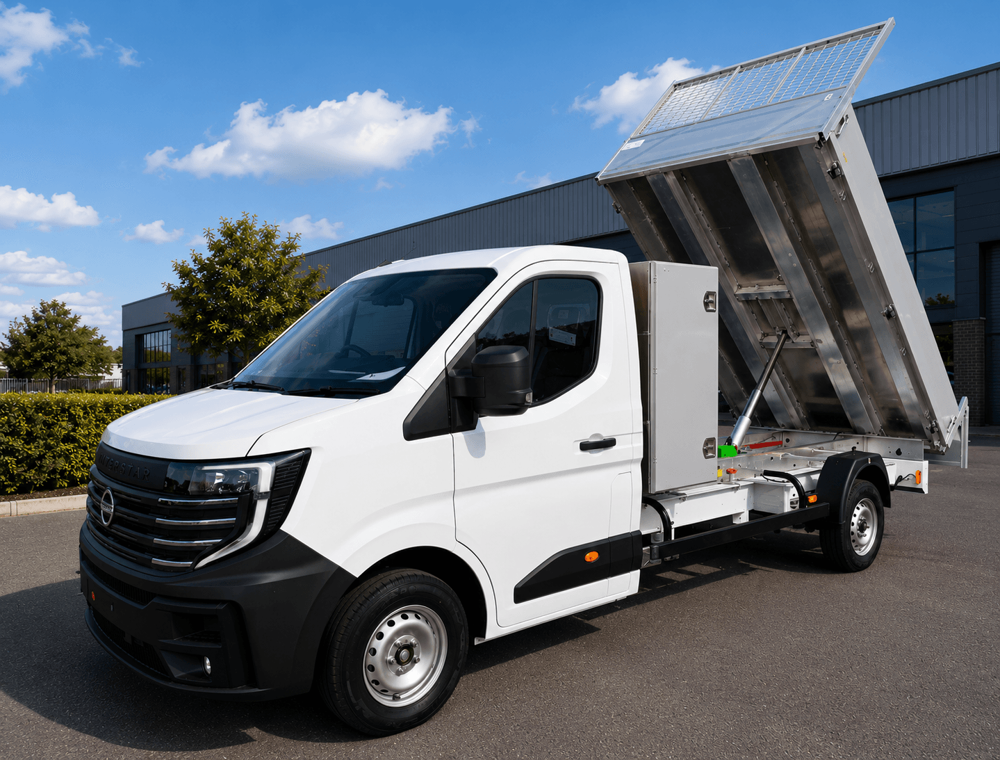 Nissan Interstar L3 Tipper Toolpod